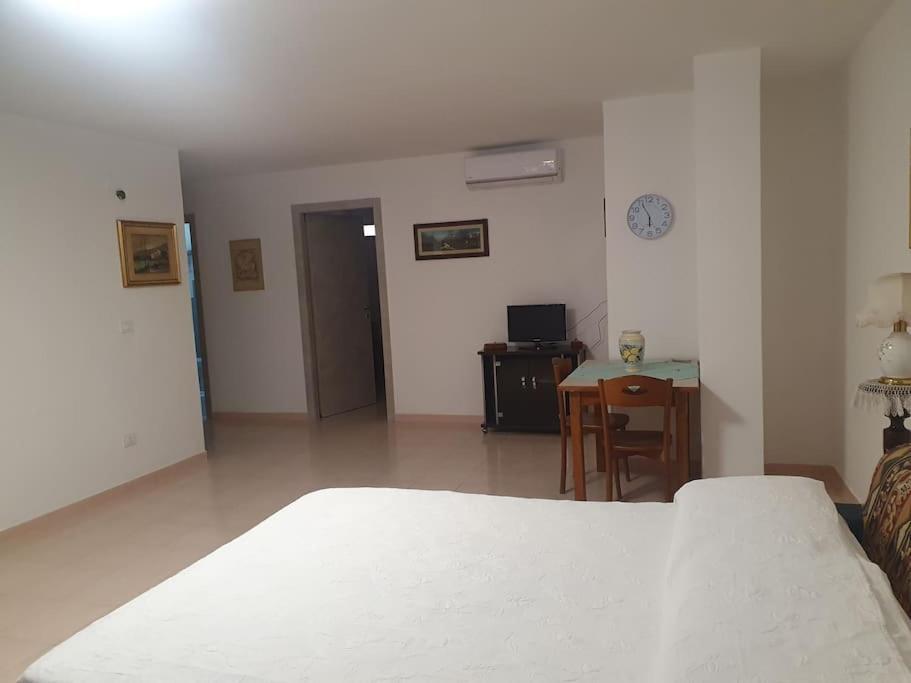 Casa Vacanza Nonna Lina Rosolini Exteriér fotografie